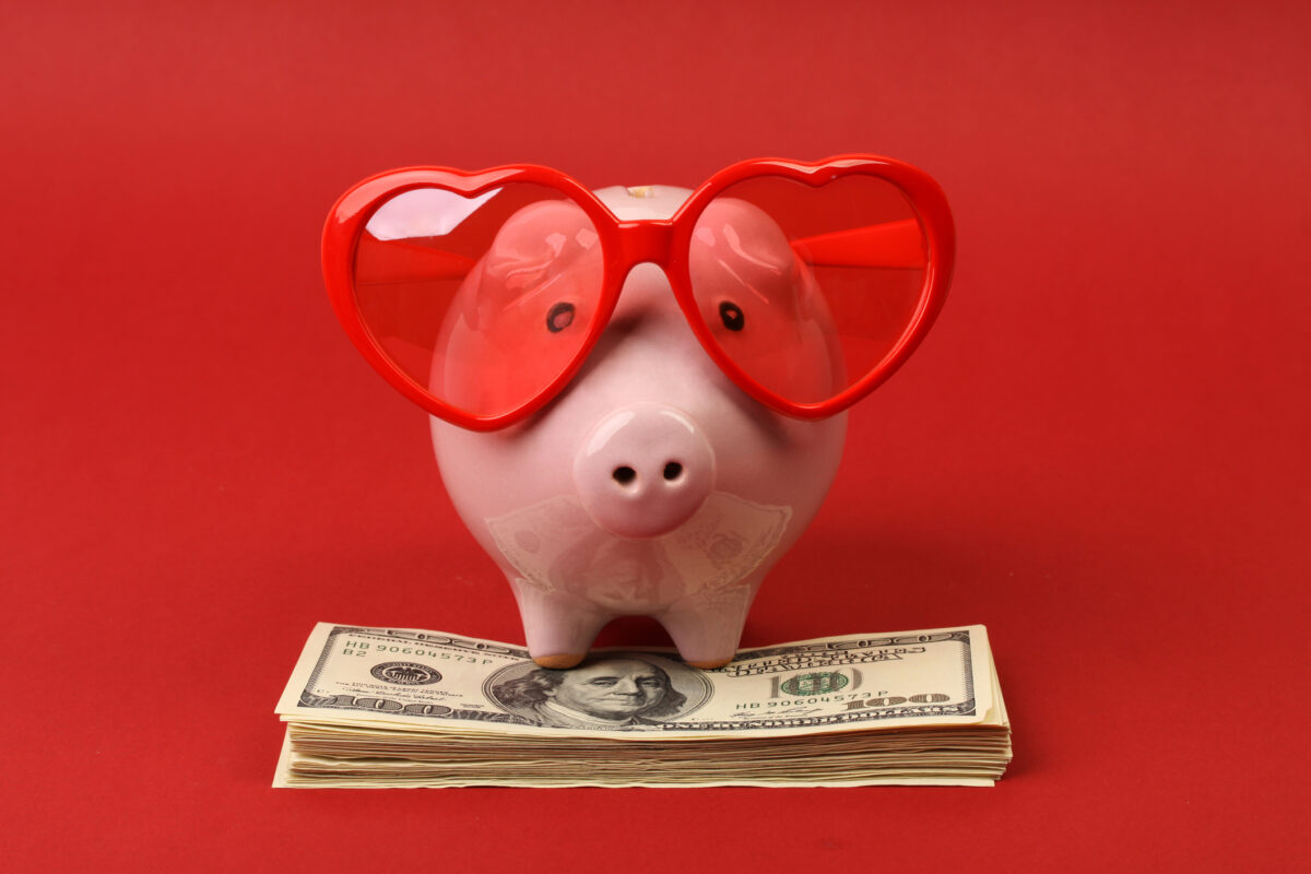 Email Marketing Pricing Models: Contacts-Based vs Send-Based